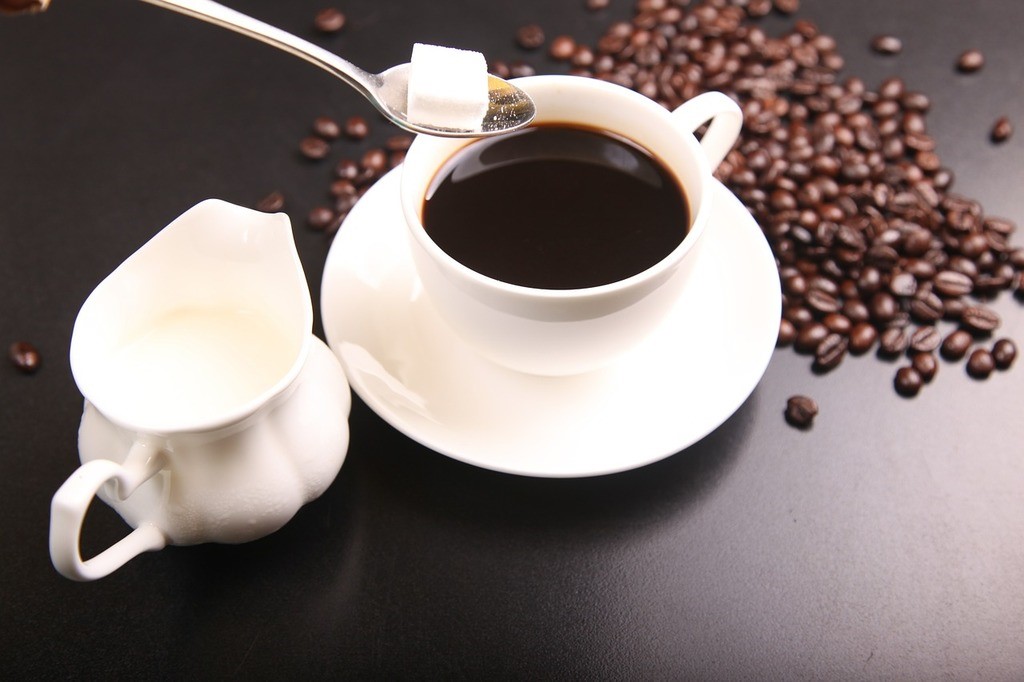 Avoid Tea, Coffee, And Acidic Foods