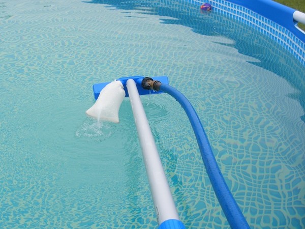 How to Keep Your Pool Sparkling Clean